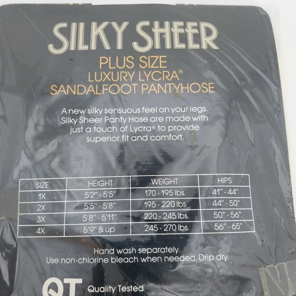 Vtg. 2X Pantyhose Ivory (White) Sandalfoot Silky Sheer Luxury Lycra  Leg Views